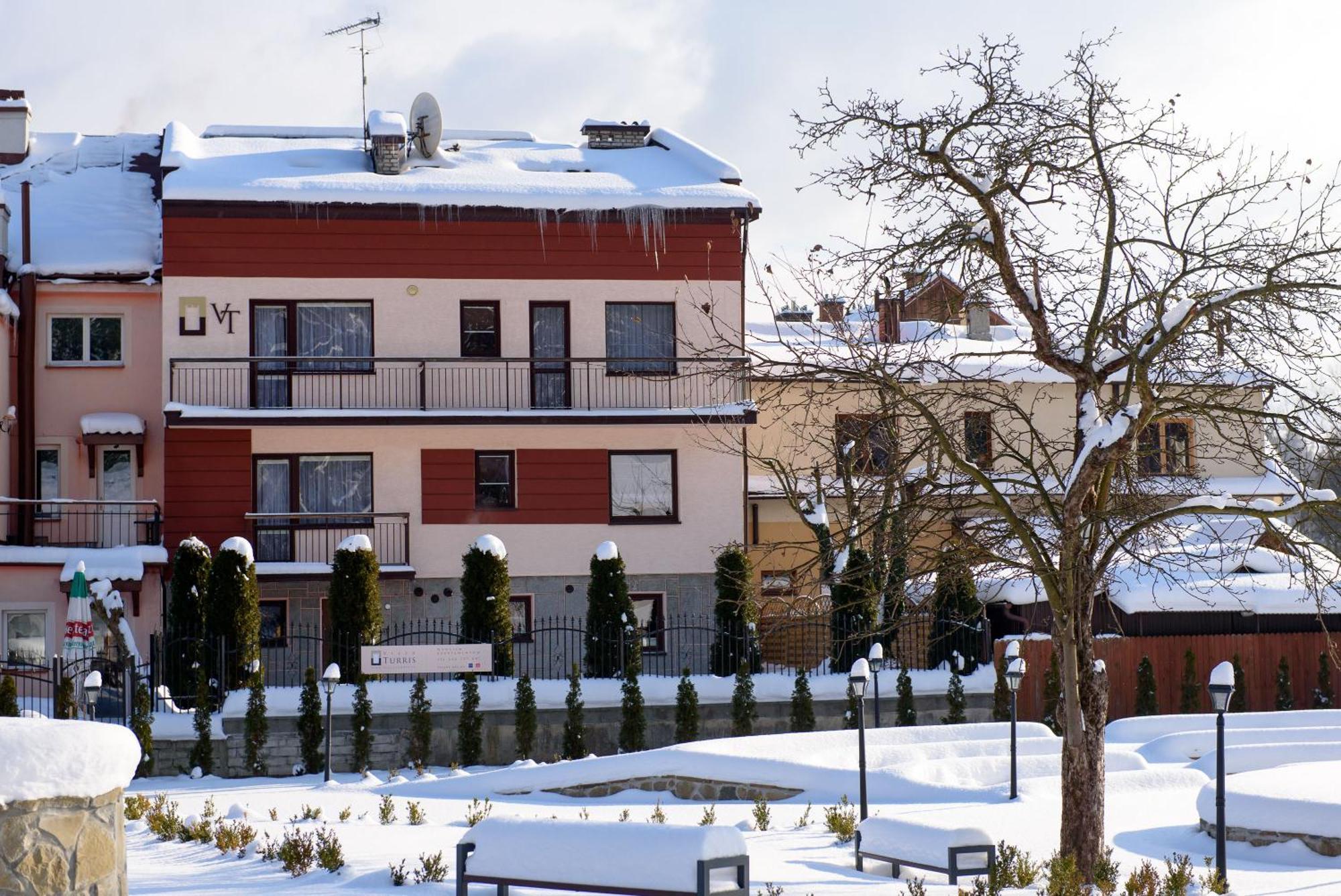Villa Turris Apartamenty Przy Muszynskim Zamku Muszyna Zewnętrze zdjęcie